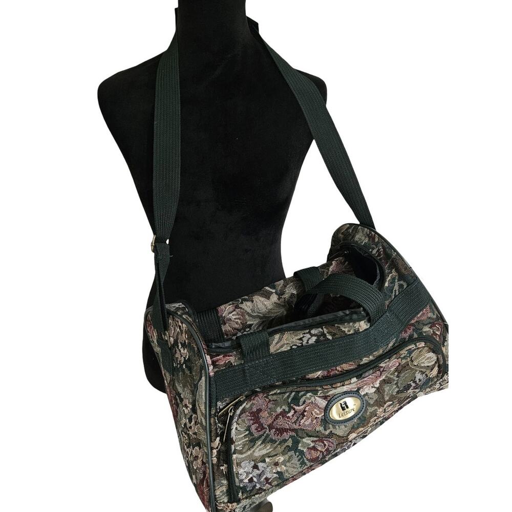 Leisure Vintage 90s Floral Tapestry Duffle Bag Carry On Crossbody